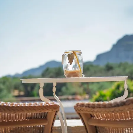Beekeeper's House By The With Boat & Bikes *